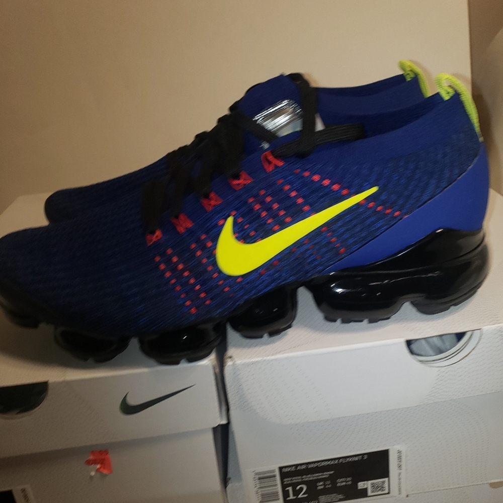 Nike Air VaporMax Flyknit 3 Deep Royal Volt - Picture 12 of 16